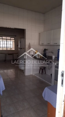 Foto 2: Casa de 3 quartos, no bairro Jardim Maria Augusta, em Taubaté