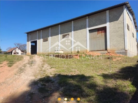 Foto 1: Galpão / Depósito / Armazém de 1 quarto, 380m² no bairro Vila Velha, em Caçapava